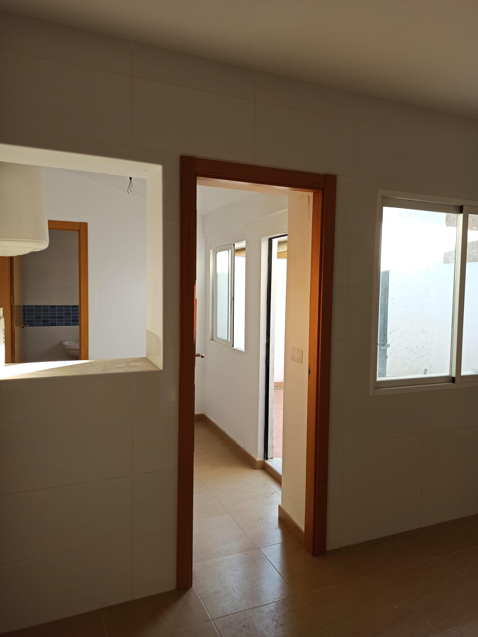 Imagen 14 Piso en venta en Hellín / Piso amplio recien reformado, situado zona norte Hellin