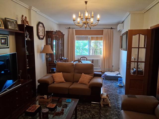 Imagen 18 Inmueble 277467 - Casa Adosada en venta en Baeza / Casa en la mejor zona del Murallas de Baeza. 