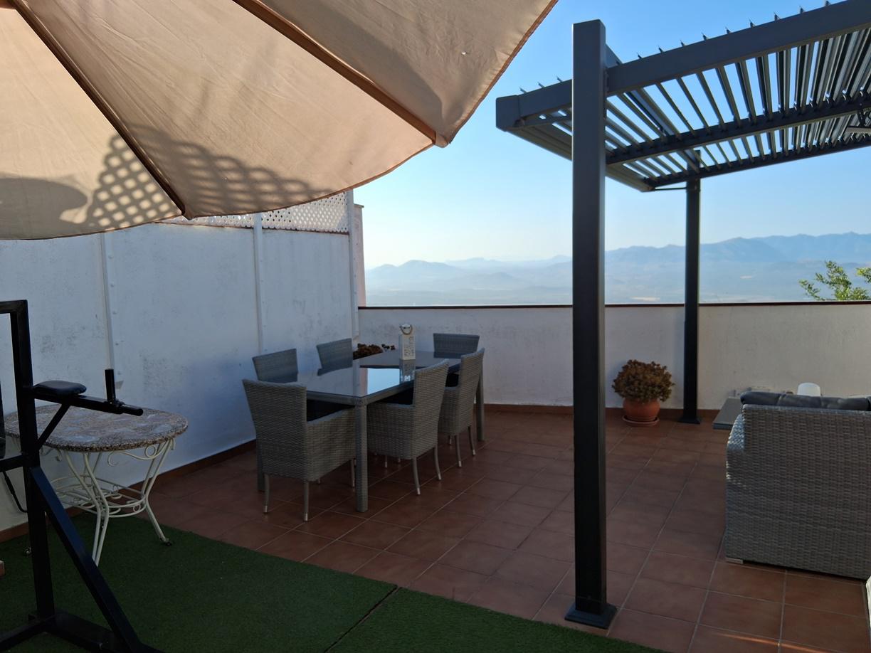 Imagen 19 Casa Adosada en venta en Baeza / Casa en la mejor zona del Murallas de Baeza. 