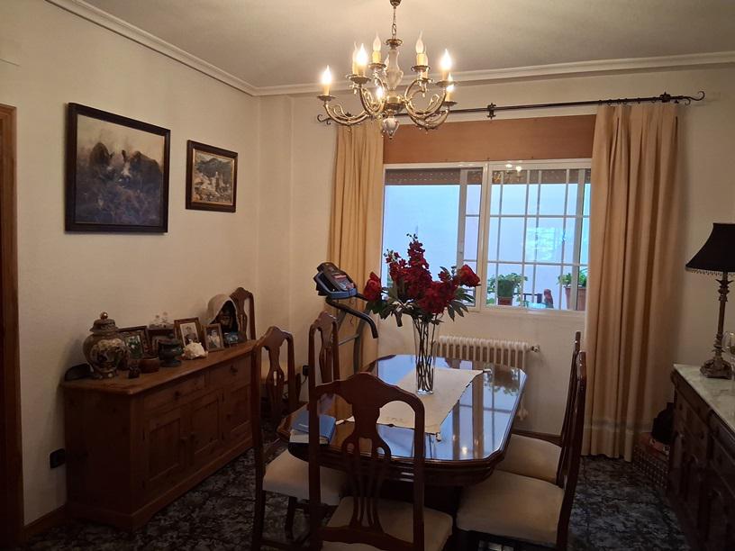 Imagen 22 Casa Adosada en venta en Baeza / Casa en la mejor zona del Murallas de Baeza. 