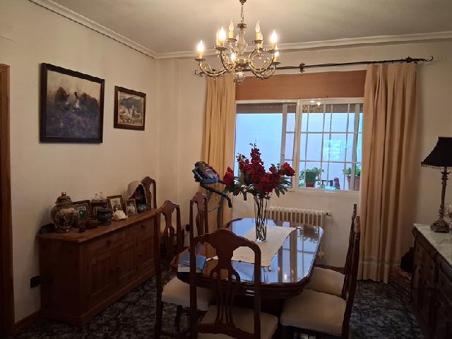 Imagen 22 Inmueble 277467 - Casa Adosada en venta en Baeza / Casa en la mejor zona del Murallas de Baeza. 