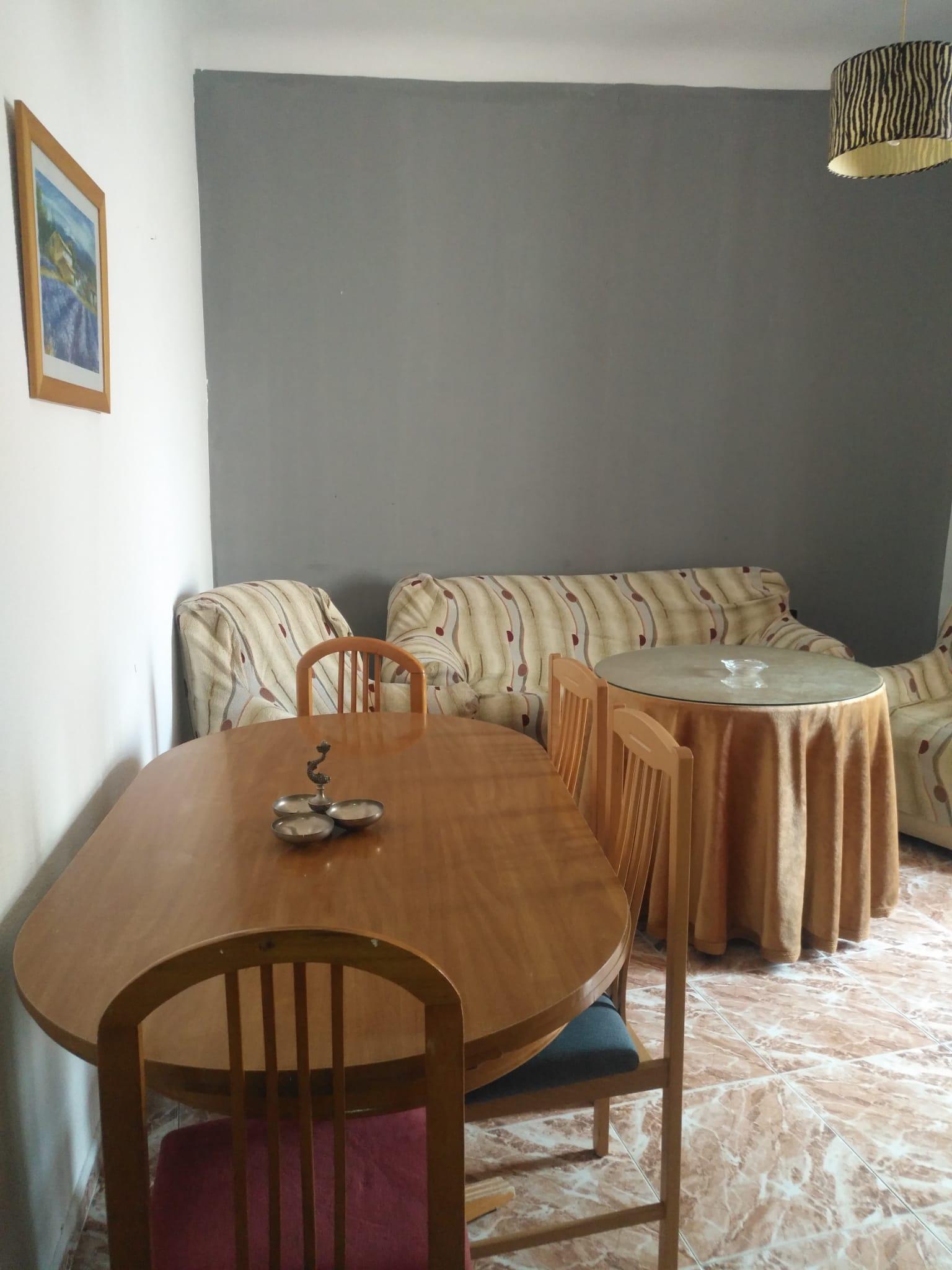 Imagen 3 Casa Adosada en venta en Baeza / Casa para reformar en el centro. Cerca del Ayuntamiento