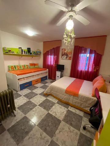 Imagen 12 Inmueble 285747 - Casa Adosada en venta en Rus / Casa situada al lado del la plaza de  Rus