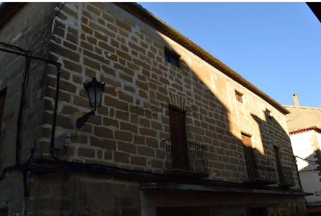 Imagen 18 Inmueble 288234 - Casa Adosada en venta en Baeza / Casa solariega en el centro de Baeza.