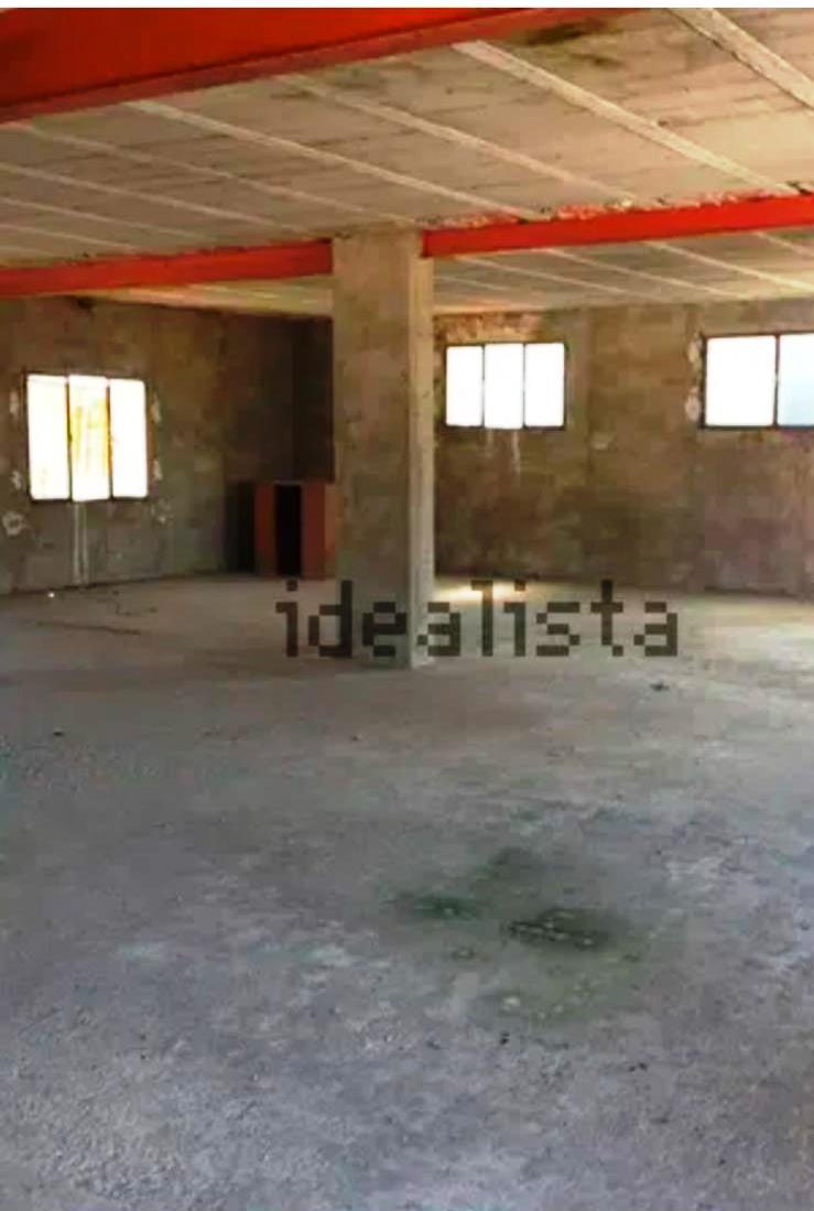 Imagen 6 Casa Aislada en venta en Baeza / Zona de chalets junto a la carretera acceso a Baeza.