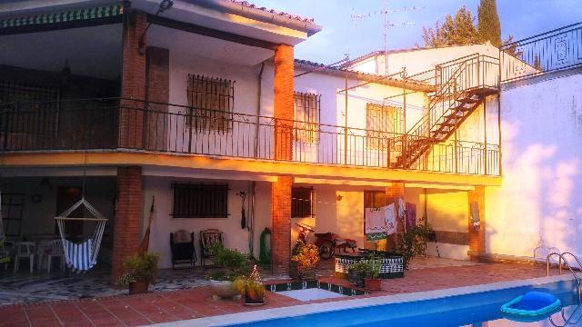 Imagen 16 Inmueble 290007 - Casa Aislada en venta en Baeza / Zona de chalets junto a la carretera acceso a Baeza.