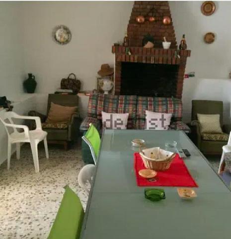 Imagen 19 Inmueble 290007 - Casa Aislada en venta en Baeza / Zona de chalets junto a la carretera acceso a Baeza.
