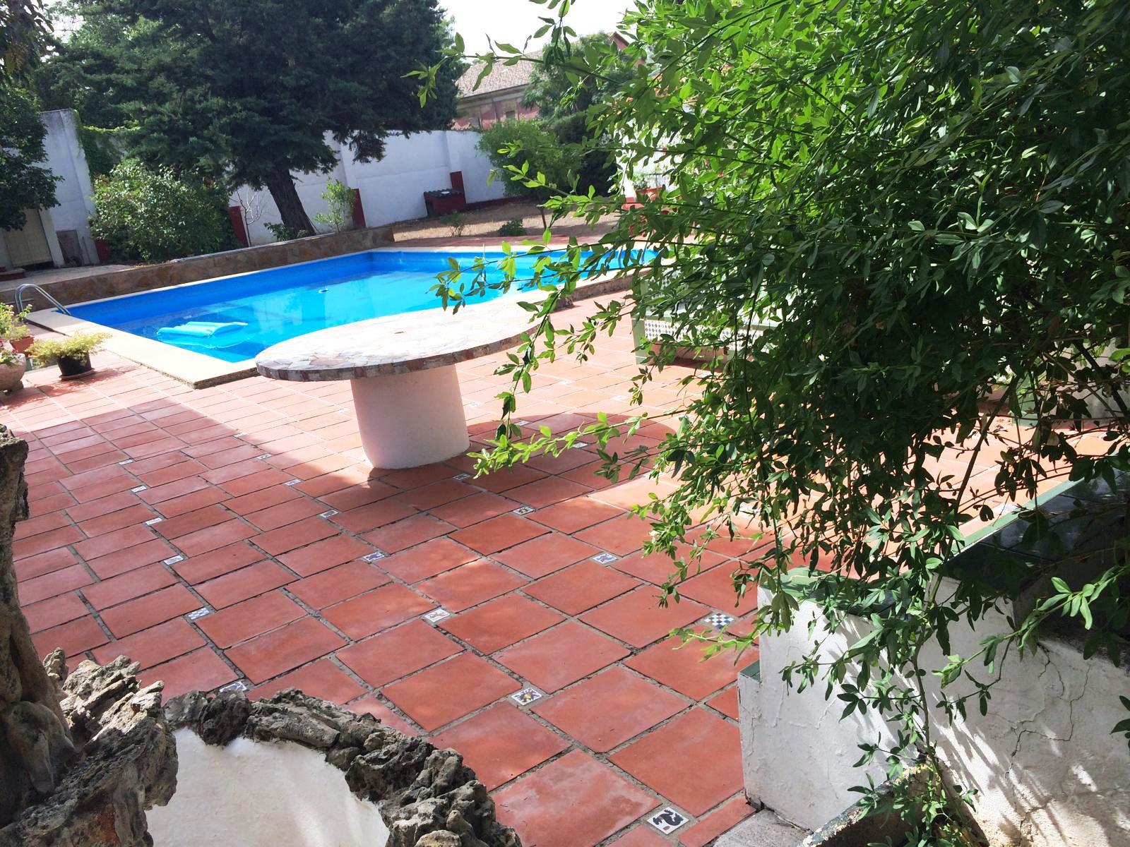 Imagen 22 Casa Aislada en venta en Baeza / Zona de chalets junto a la carretera acceso a Baeza.