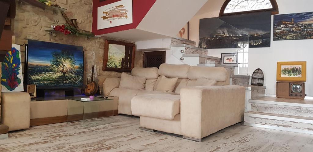 Imagen 18 Casa Adosada en venta en Baeza / En el centro de Baeza. Zona intramuros.