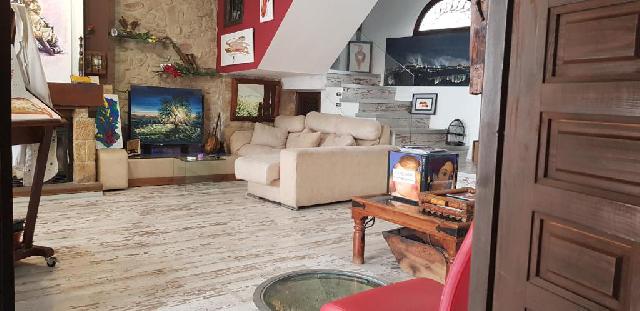 Imagen 4 Inmueble 296456 - Casa Adosada en venta en Baeza / En el centro de Baeza. Zona intramuros.