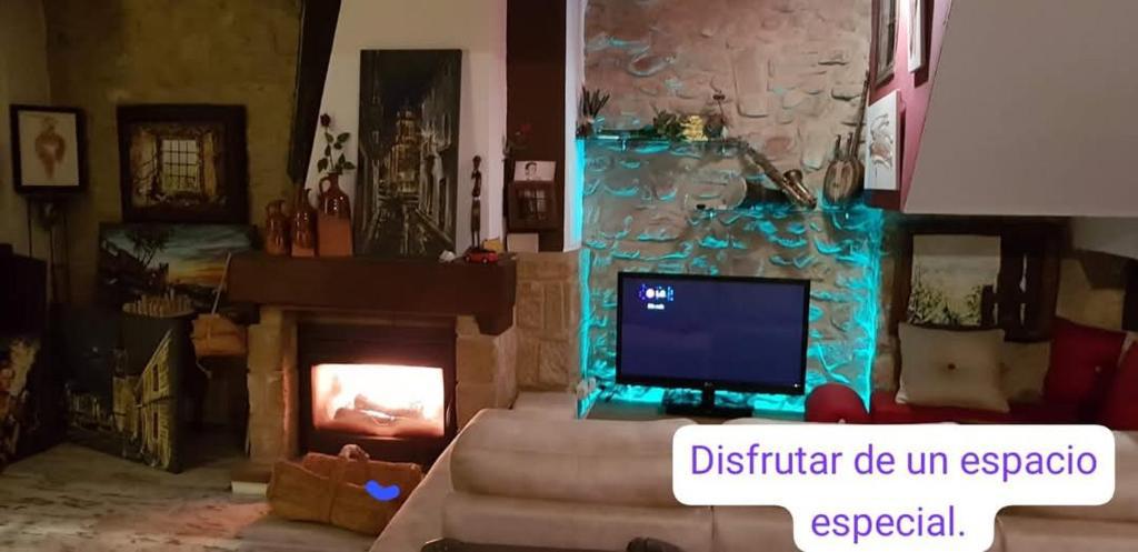 Imagen 21 Casa Adosada en venta en Baeza / En el centro de Baeza. Zona intramuros.