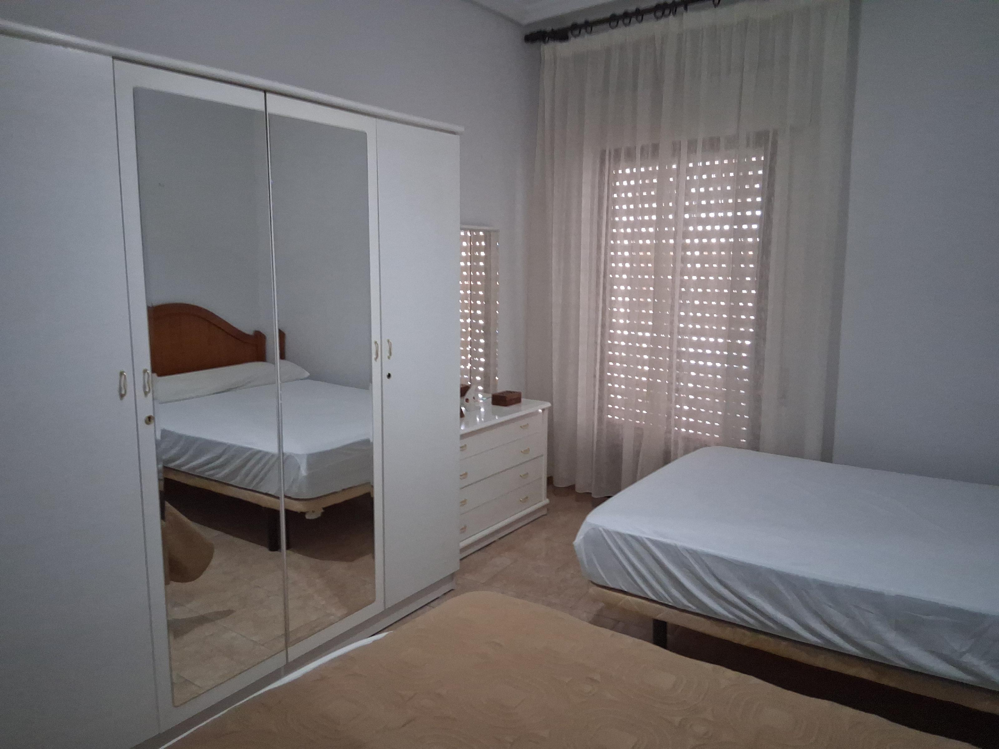 Imagen 8 Casa Adosada en venta en Baeza / En el centro de Baeza junto a escuela de arte