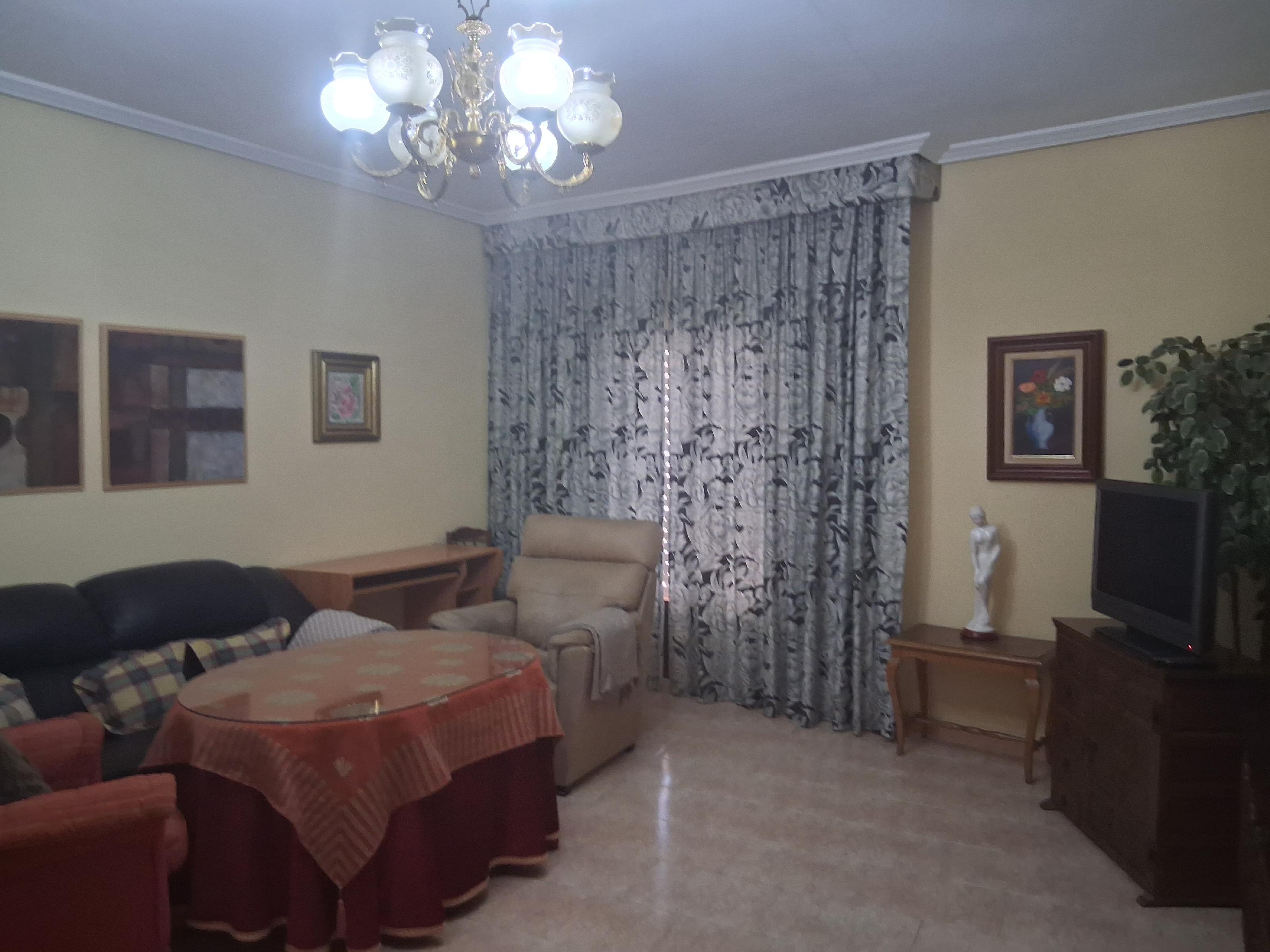 Imagen 1 Casa Adosada en venta en Baeza / En el centro de Baeza junto a escuela de arte