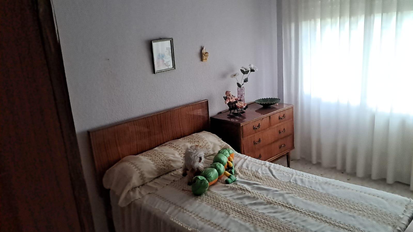 Imagen 4 Casa Aislada en venta en Baeza / Casa chatet en la yedra zona residencial