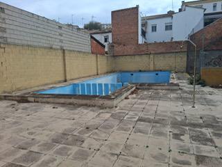 Imagen 1 Inmueble 298020 - Casa Aislada en venta en Baeza / Casa chalet en venta, solar ideal, bloque de pisos 