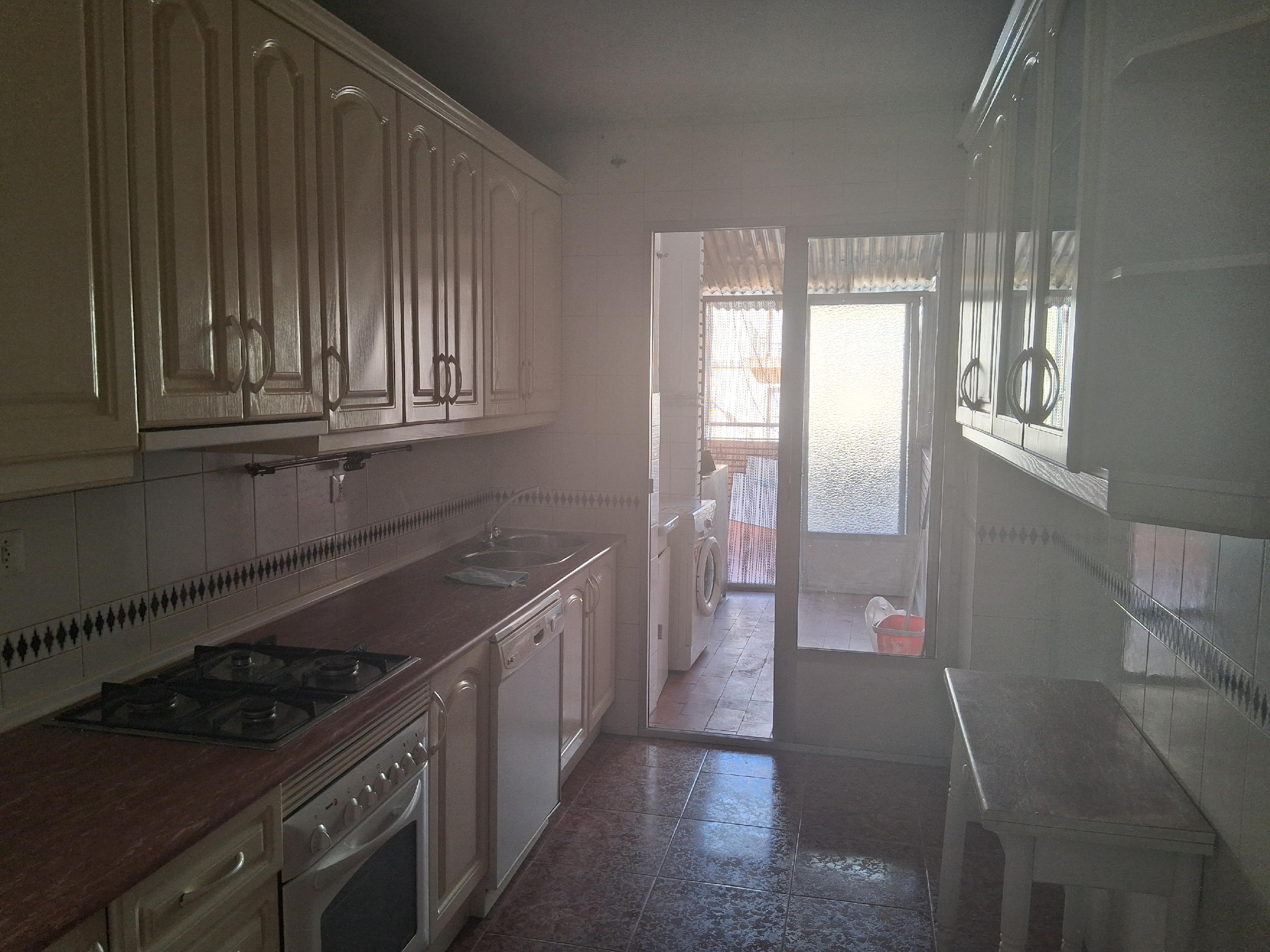 Imagen 7 Apartamento en venta en Baeza / Piso frente al ambulatorio y estación de autobuses