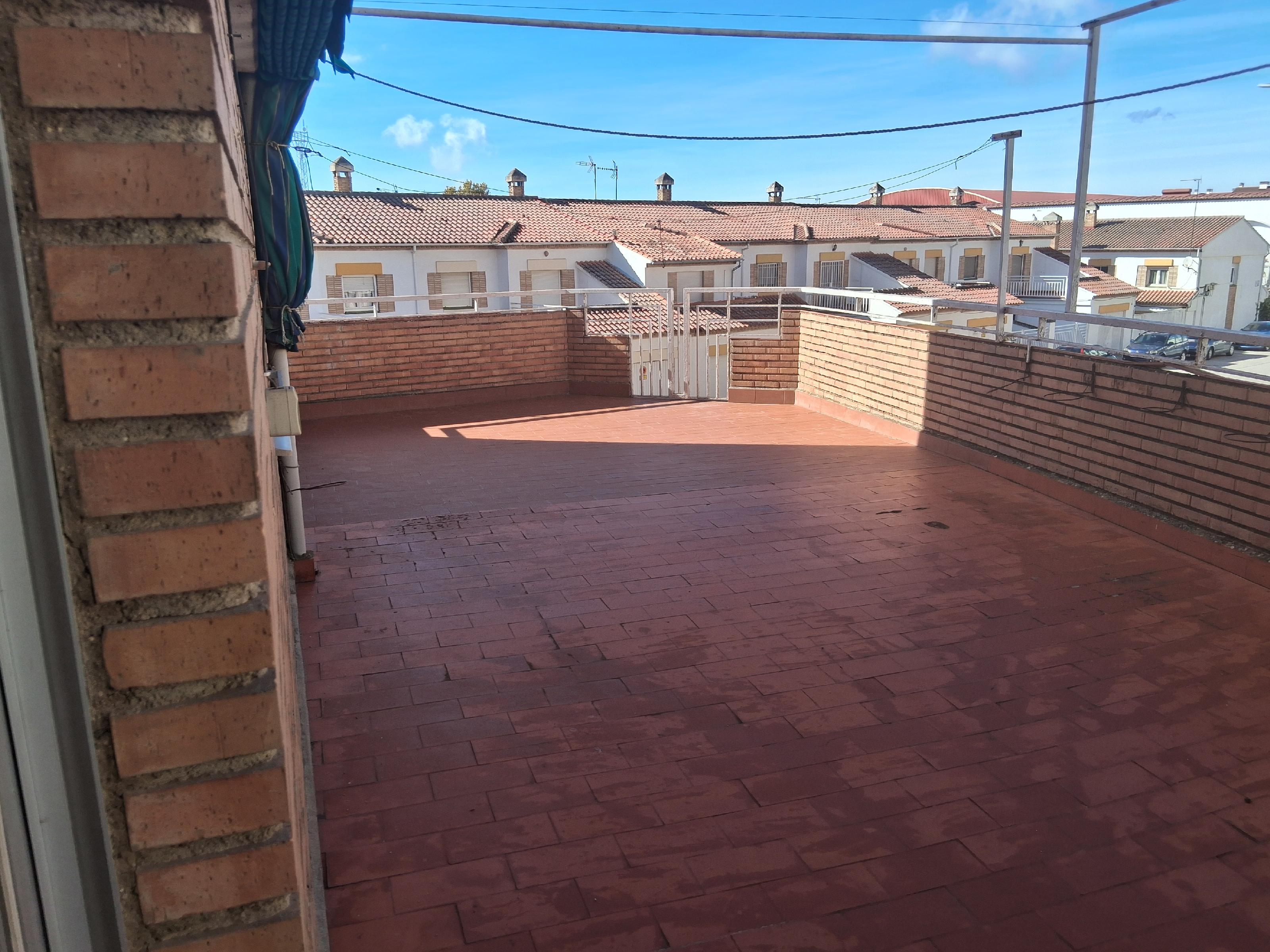 Imagen 3 Apartamento en venta en Baeza / Piso frente al ambulatorio y estación de autobuses