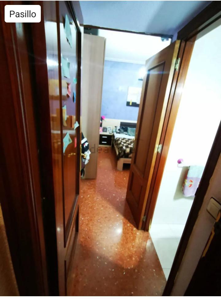 Imagen 5 Apartamento en venta en Jaén / Cerca de la Plaza Santiago. y de la Escuela de Arte.