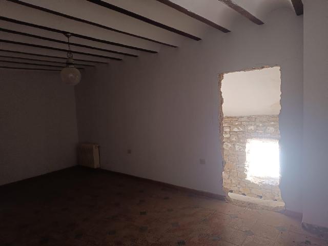 Imagen 4 Inmueble 300772 - Casa Adosada en venta en Baeza / Al lado de la Iglesia de San Andrés