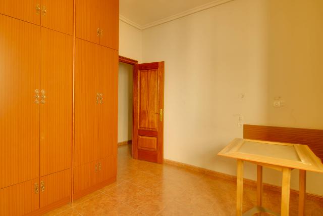 Imagen 8 Inmueble 275403 - Piso en venta en León / Av. Ordoño II, a pocos metros de Gúzman