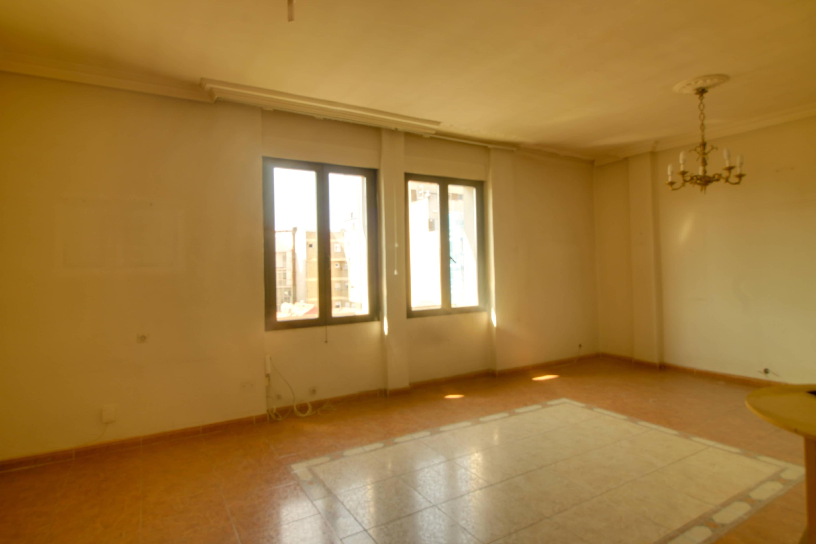 Imagen 18 Piso en venta en León / Av. Ordoño II, a pocos metros de Gúzman