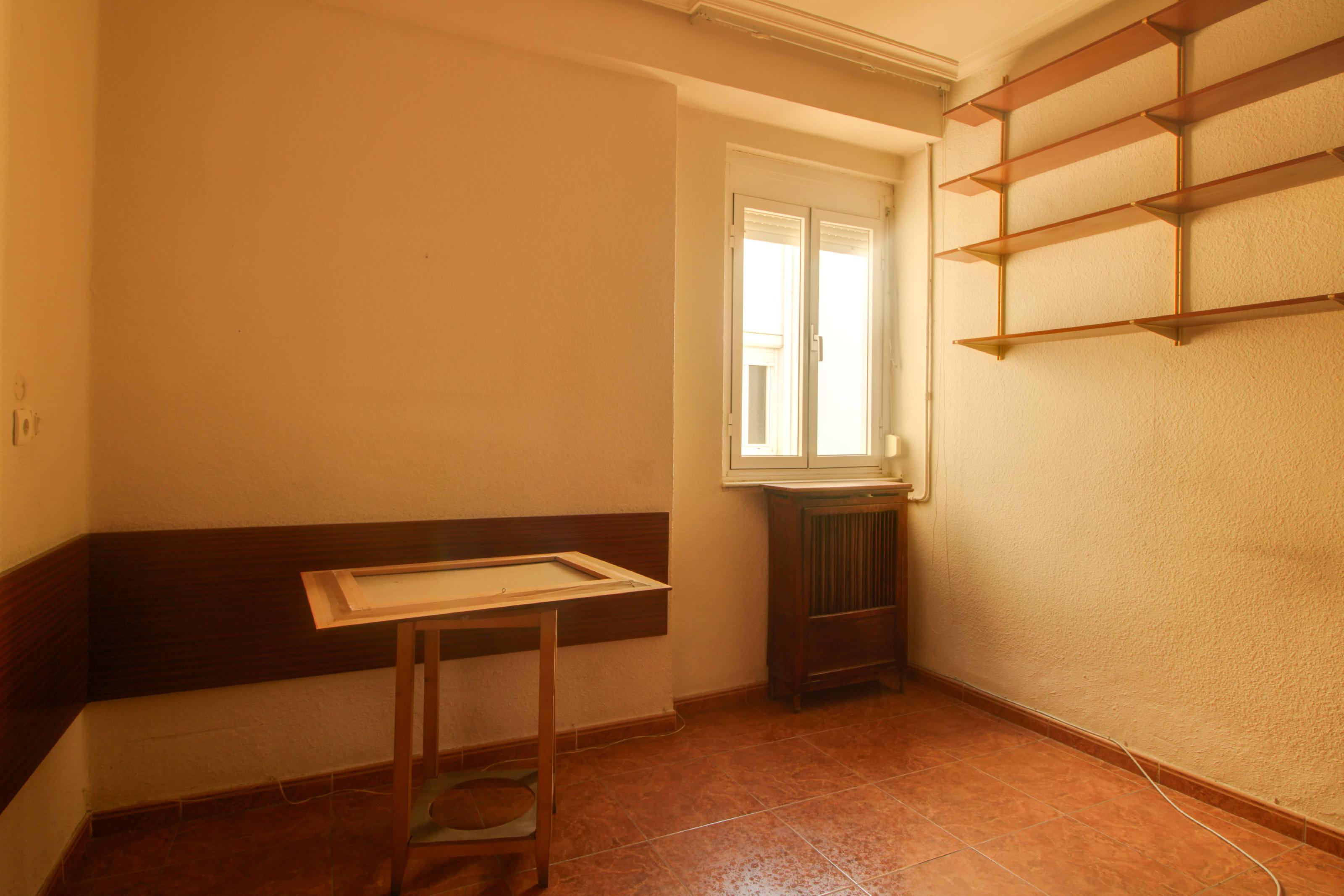 Imagen 7 Piso en venta en León / Av. Ordoño II, a pocos metros de Gúzman