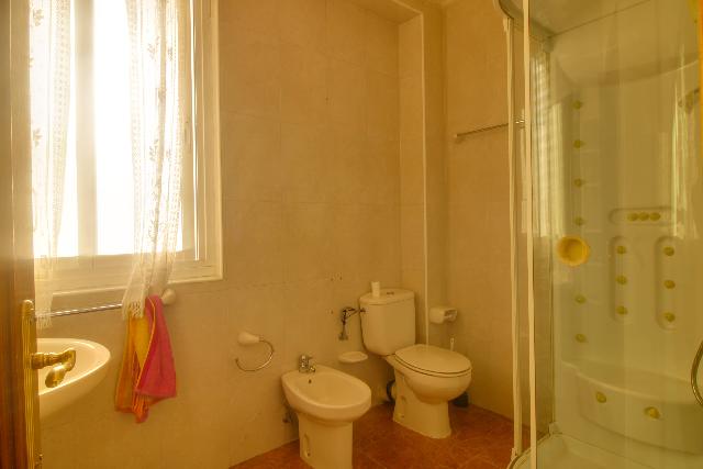 Imagen 10 Inmueble 275403 - Piso en venta en León / Av. Ordoño II, a pocos metros de Gúzman