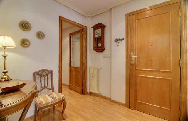 Imagen 15 Inmueble 275439 - Piso en venta en Ourense / Cardenal Quevedo a metros del parque de San Lazararo