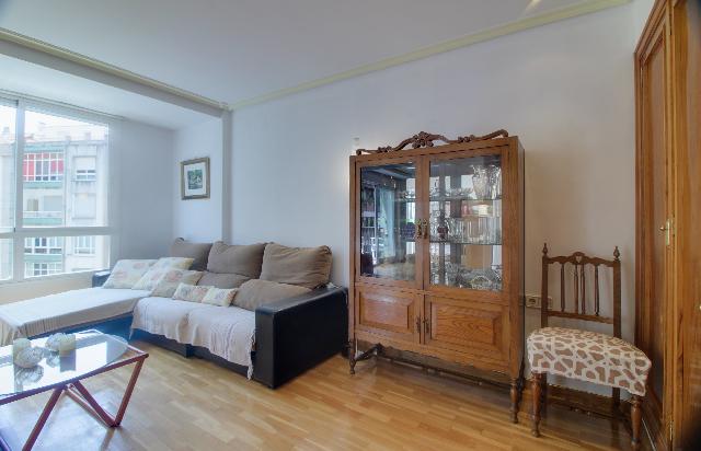 Imagen 16 Inmueble 275439 - Piso en venta en Ourense / Cardenal Quevedo a metros del parque de San Lazararo