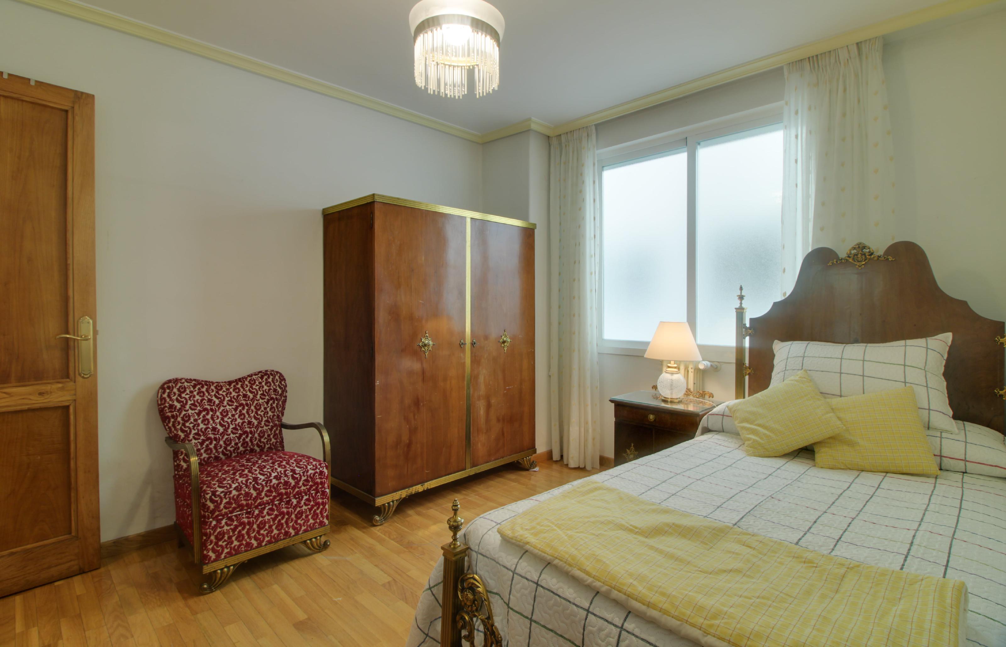 Imagen 27 Piso en venta en Ourense / Cardenal Quevedo a metros del parque de San Lazararo