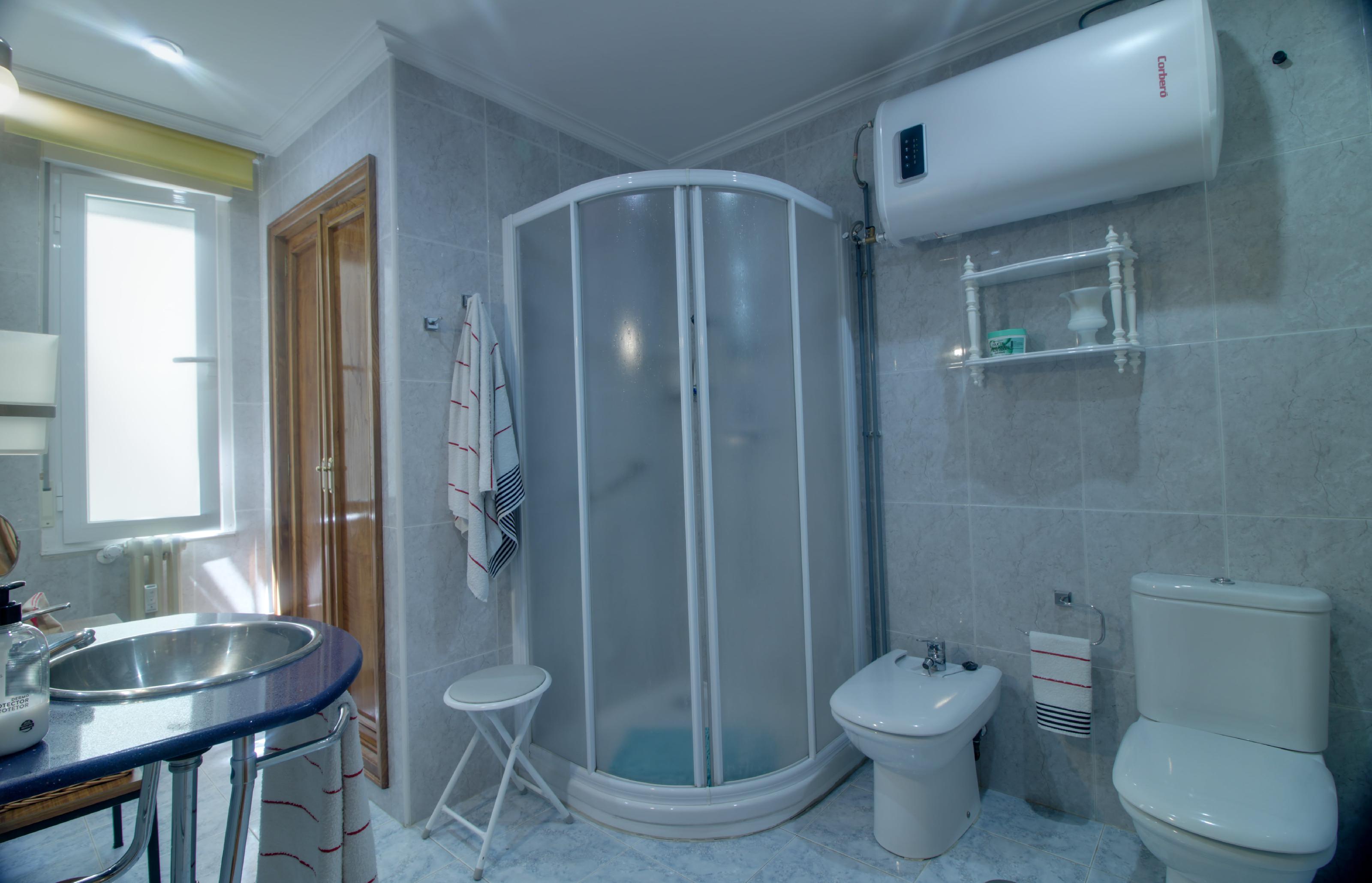 Imagen 28 Piso en venta en Ourense / Cardenal Quevedo a metros del parque de San Lazararo