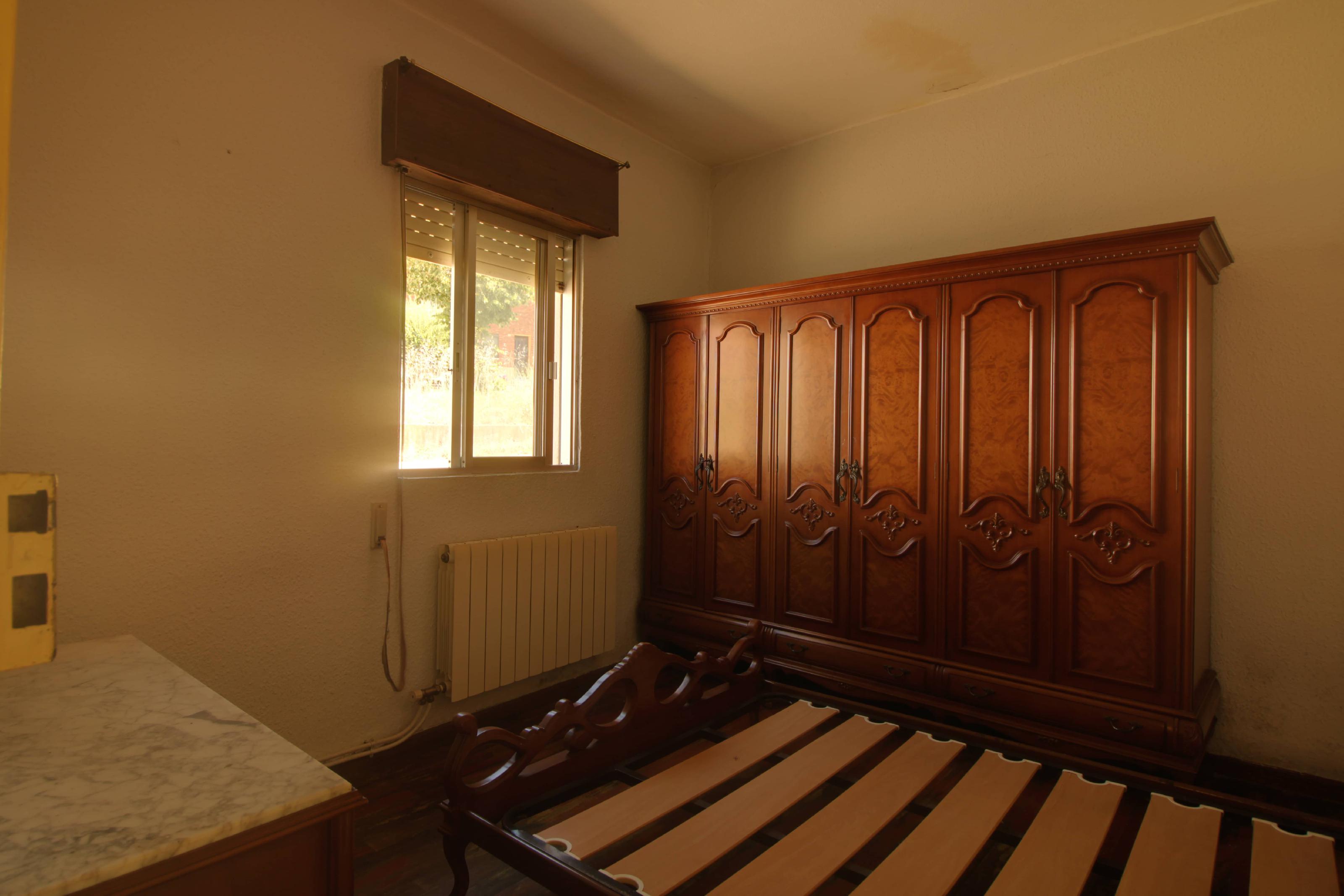 Imagen 5 Casa Aislada en venta en San Andrés Del Rabanedo / Ferral del Bernesga a 5 minutos en coch...