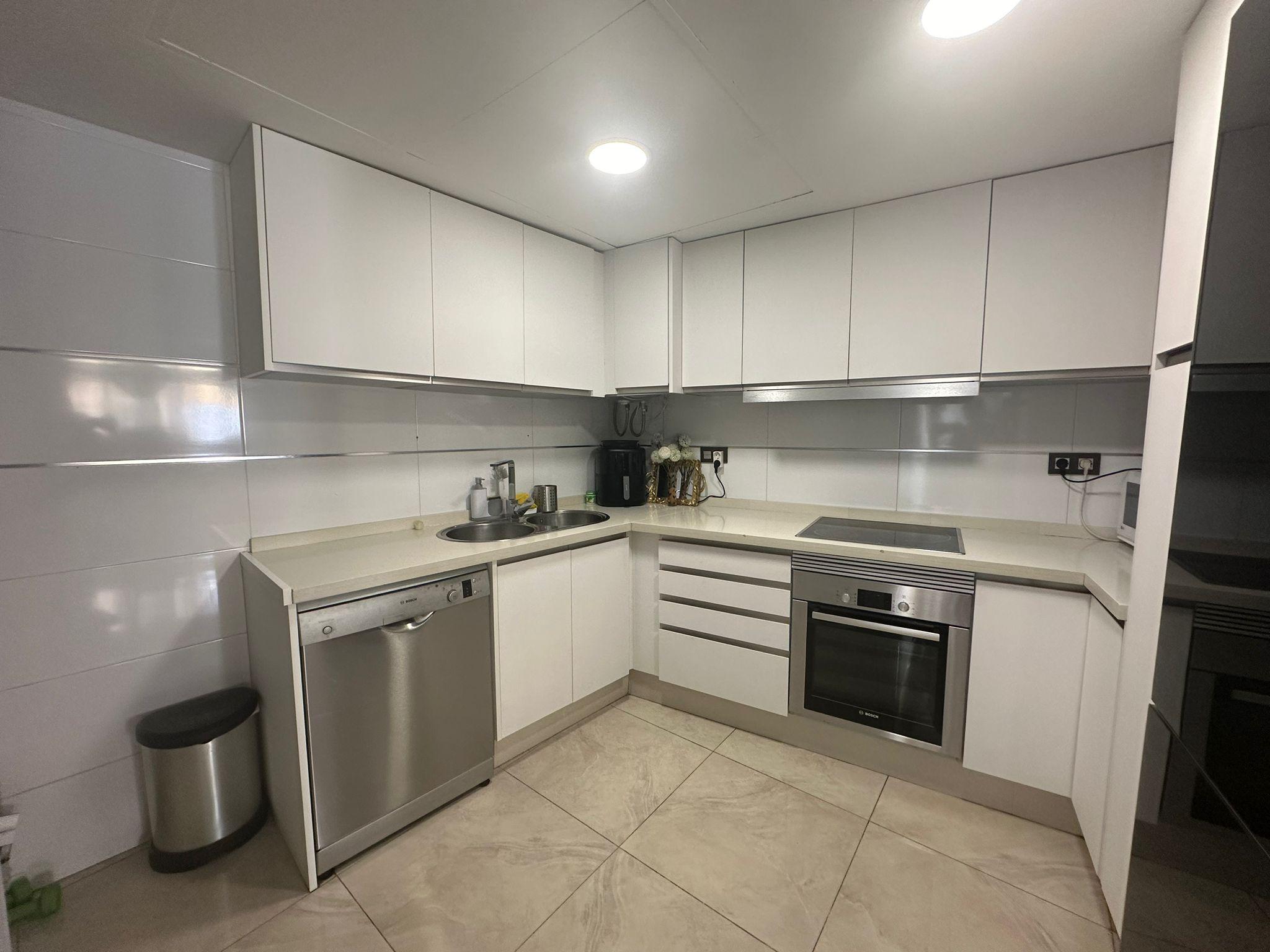 Imagen 4 Casa Aislada en venta en Mijas / Las Lagunas, Mijas Costa. Junto al Corte Ingles