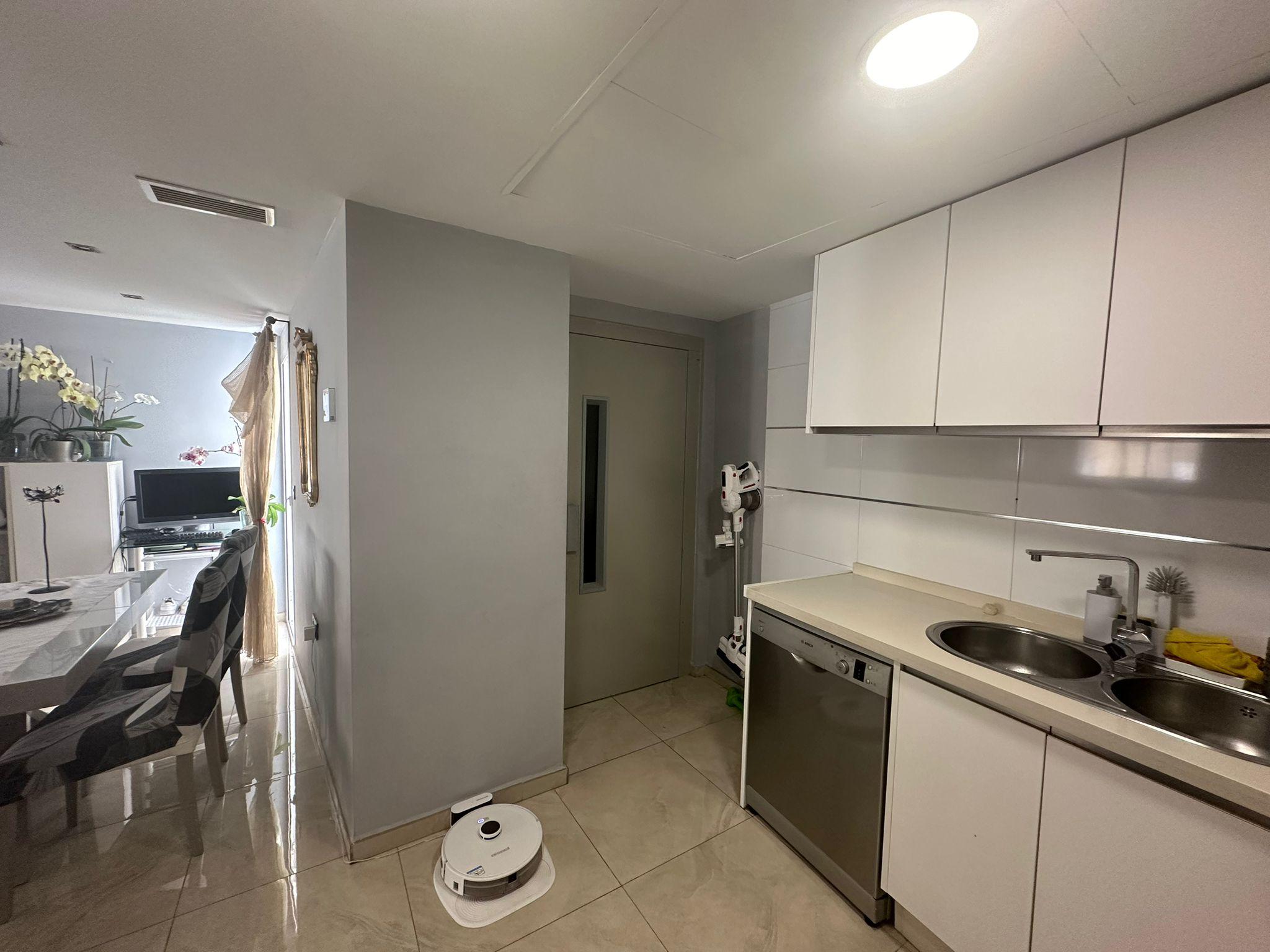 Imagen 3 Casa Aislada en venta en Mijas / Las Lagunas, Mijas Costa. Junto al Corte Ingles