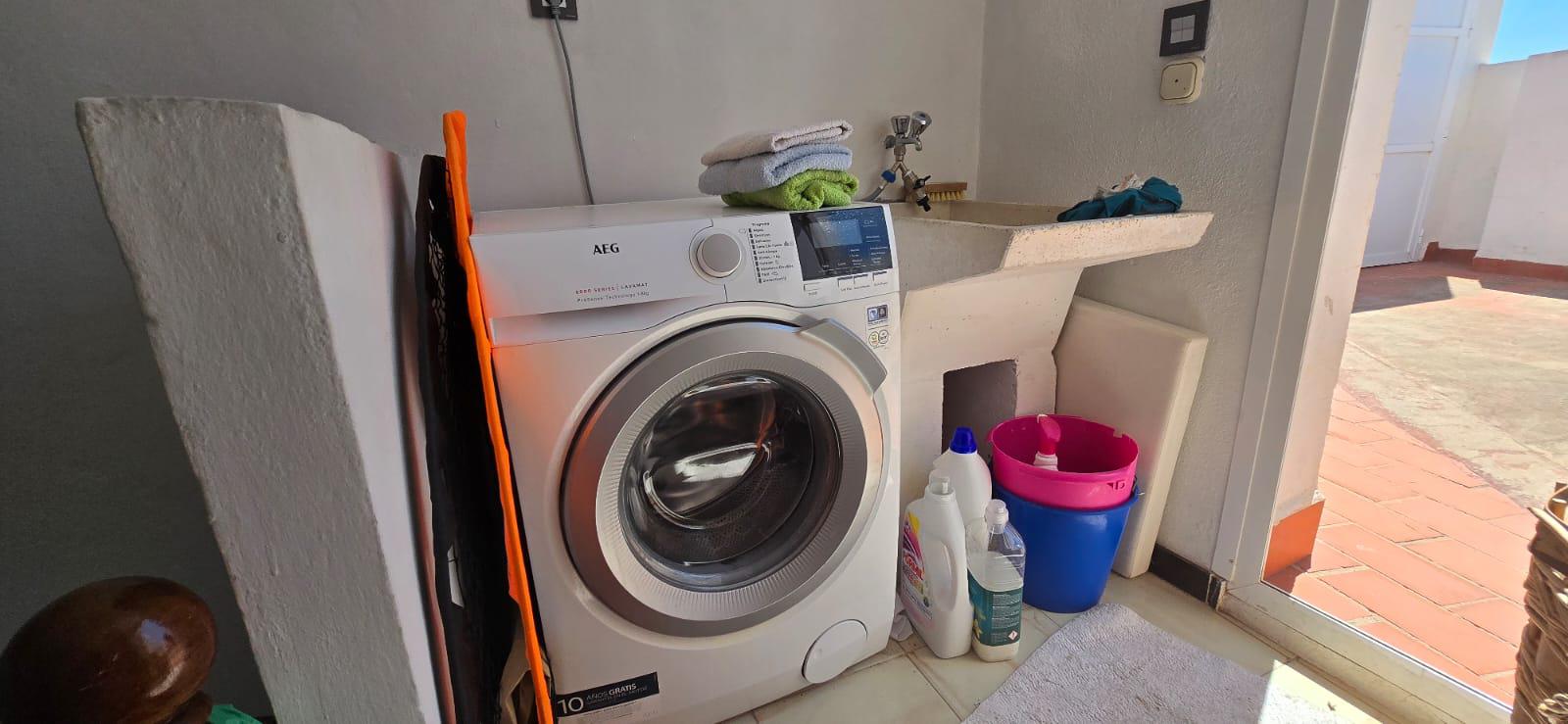 Imagen 14 Casa Aislada en venta en Mijas / Las Lagunas, Mijas Costa. Junto al Corte Ingles