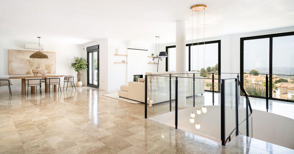 Imagen 10 Casa Aislada en venta en Mijas / Cerano a la zona comercial de El Higueron