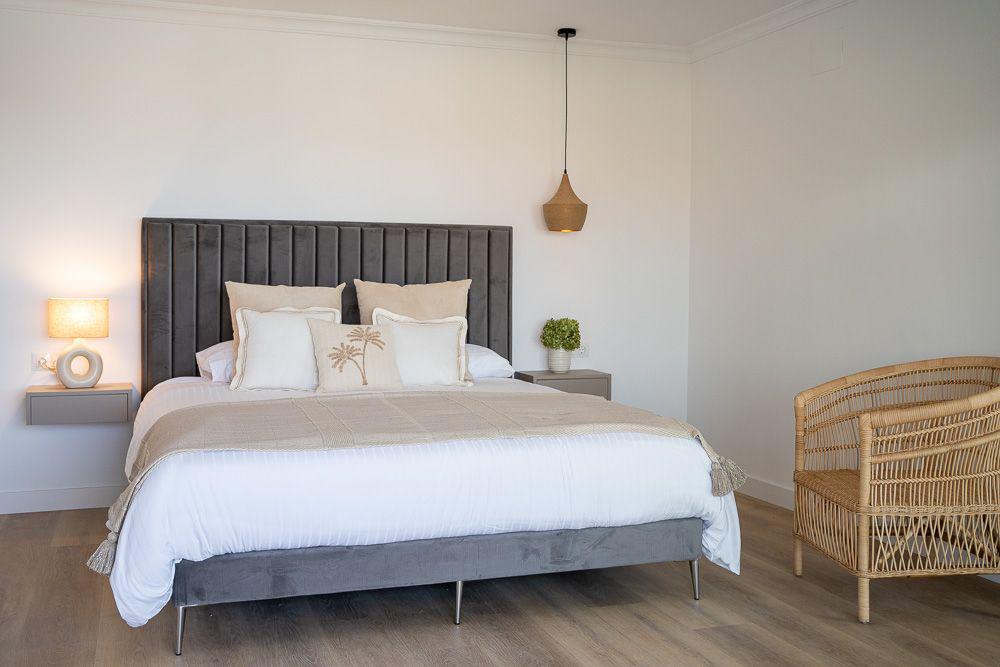 Imagen 14 Casa Aislada en venta en Mijas / Cerano a la zona comercial de El Higueron