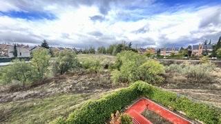 Imagen 11 Apartamento en venta en Pozuelo De Alarcón / Apartamento en zona Ballesol, frente a parque...