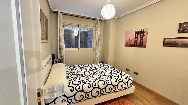 Imagen 11 Inmueble 298355 - Apartamento en venta en Madrid / Piso de 71m2 con terraza en Urb Torreón del Parque