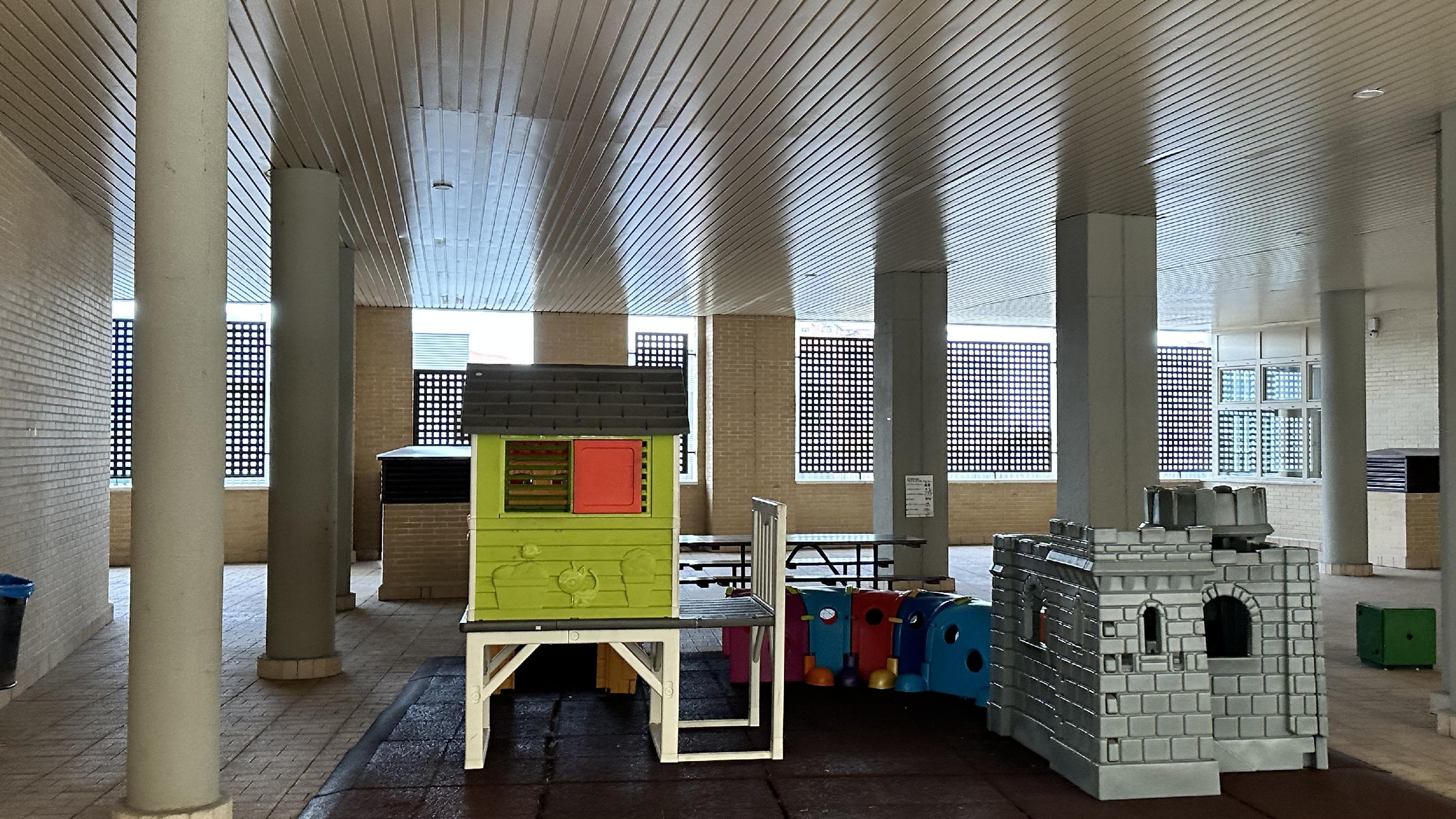 Imagen 29 Apartamento en venta en Madrid / Piso de 71m2 con terraza en Urb Torreón del Parque