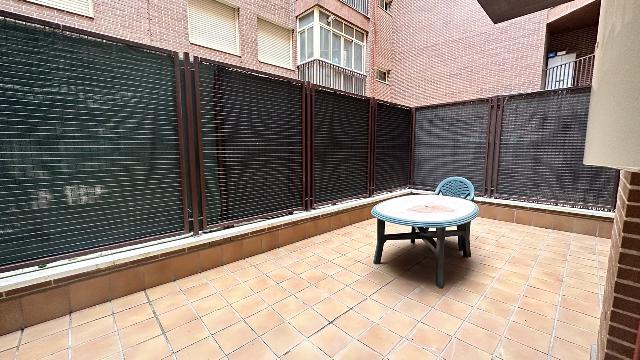 Imagen 16 Inmueble 298355 - Apartamento en venta en Madrid / Piso de 71m2 con terraza en Urb Torreón del Parque