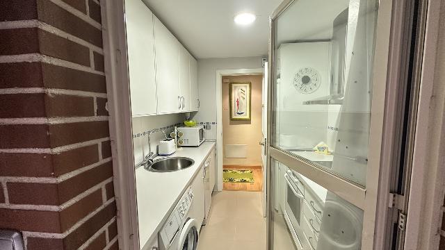 Imagen 10 Inmueble 298355 - Apartamento en venta en Madrid / Piso de 71m2 con terraza en Urb Torreón del Parque
