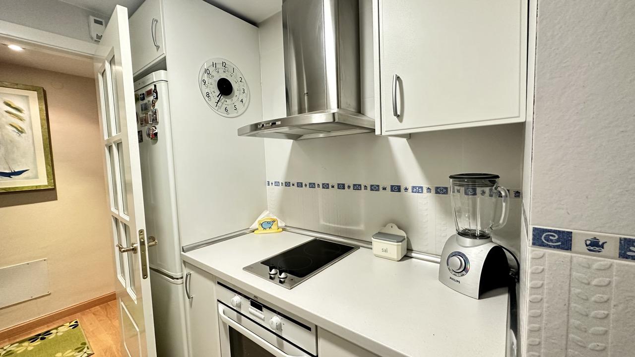 Imagen 8 Apartamento en venta en Madrid / Piso de 71m2 con terraza en Urb Torreón del Parque