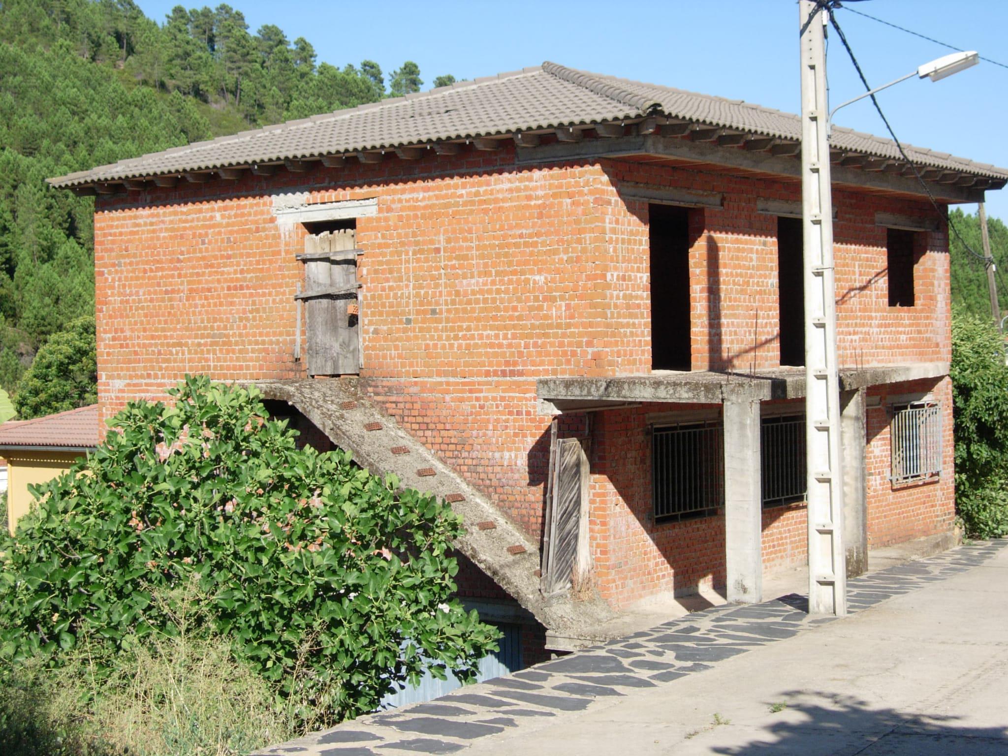 Imagen 1 Casa Aislada en venta en Pinofranqueado / Arqueria de Pinofranqueado