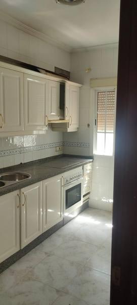 Imagen 4 Apartamento en venta en Montijo / Magnifica situación comercial y de comunicación.