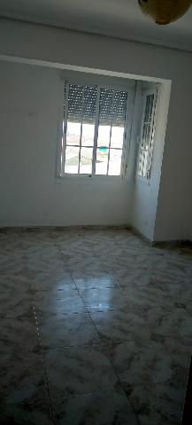 Imagen 10 Inmueble 294869 - Apartamento en venta en Montijo / Magnifica situación comercial y de comunicación.