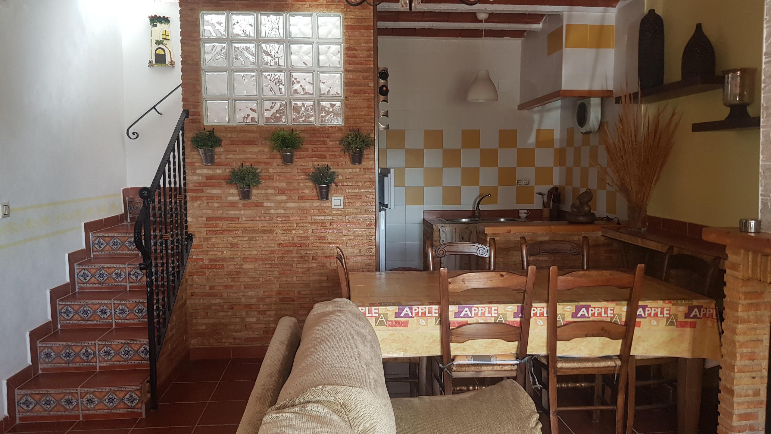 Imagen 2 Casa Adosada en venta en Hellín / Barrio Rambla Isso