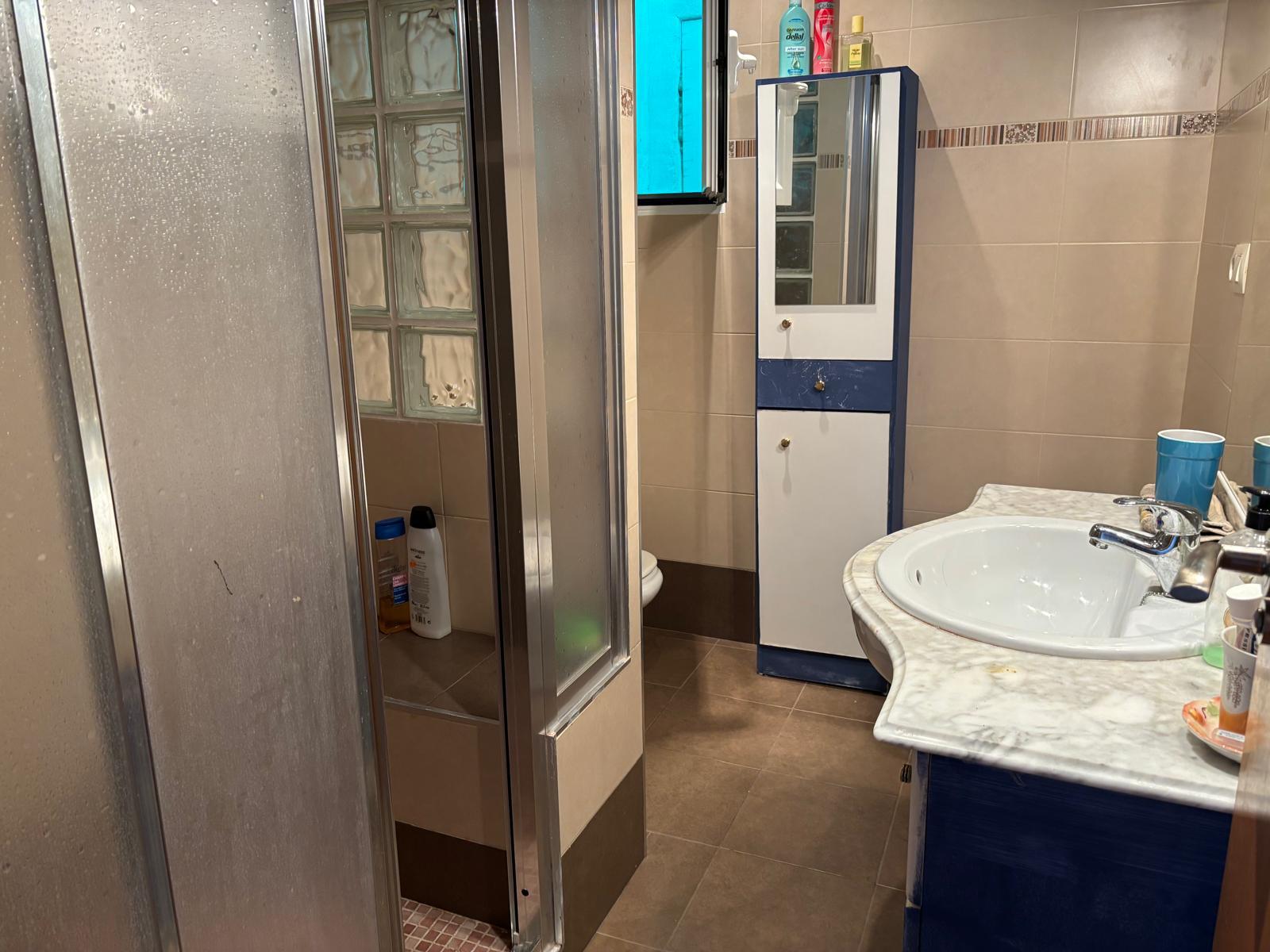 Imagen 20 Apto. Playa en venta en Torrevieja / A unos 25 metros de la Playa del Cura