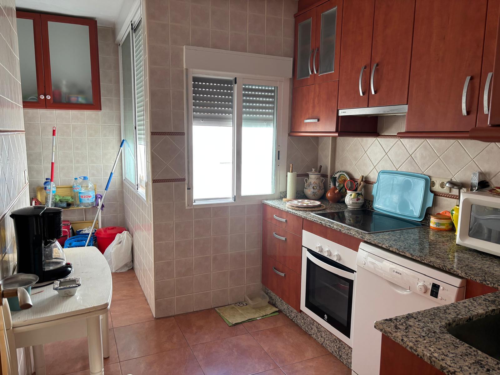 Imagen 21 Apto. Playa en venta en Torrevieja / A unos 25 metros de la Playa del Cura