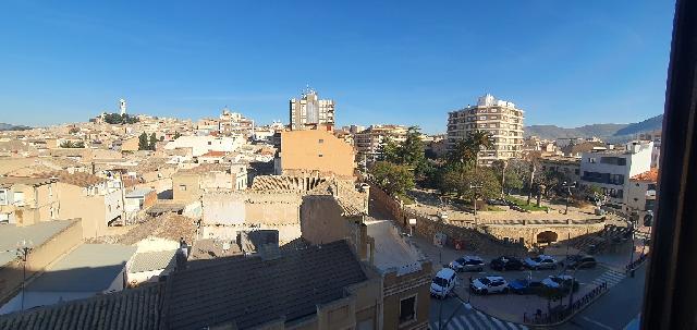 Imagen 5 Inmueble 301733 - Piso en venta en Hellín / Zona Melchor de Macanaz frente a Jardín Tamborileros